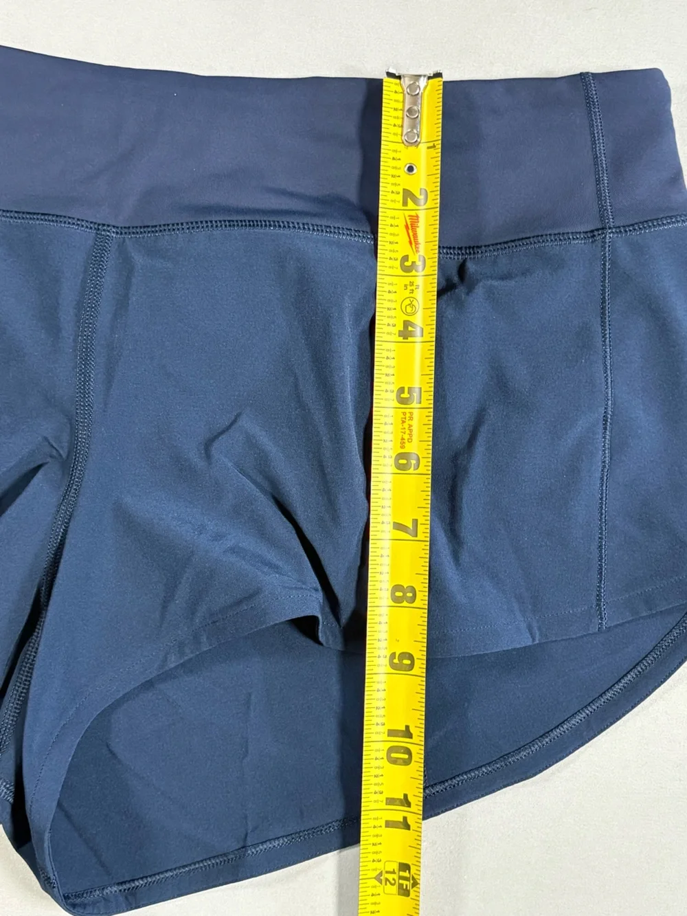 Lululemon Women's Speed Up Shorts Low-Rise, Lined, 2.5" Size 10 NWT Athletic - Picture 7 of 11